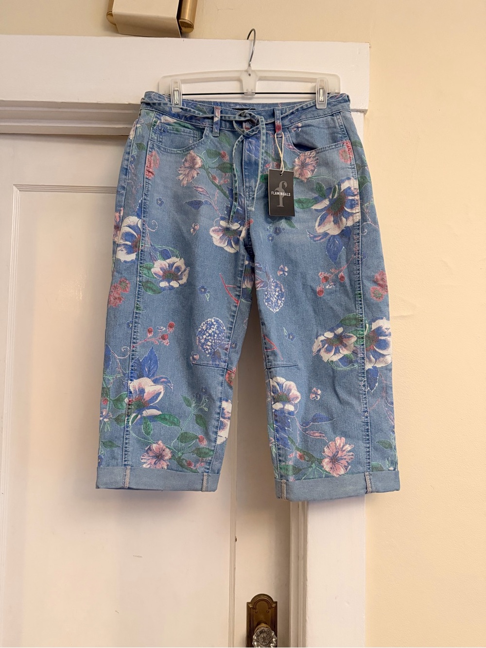 Floral Print Light Blue Cropped Jeans